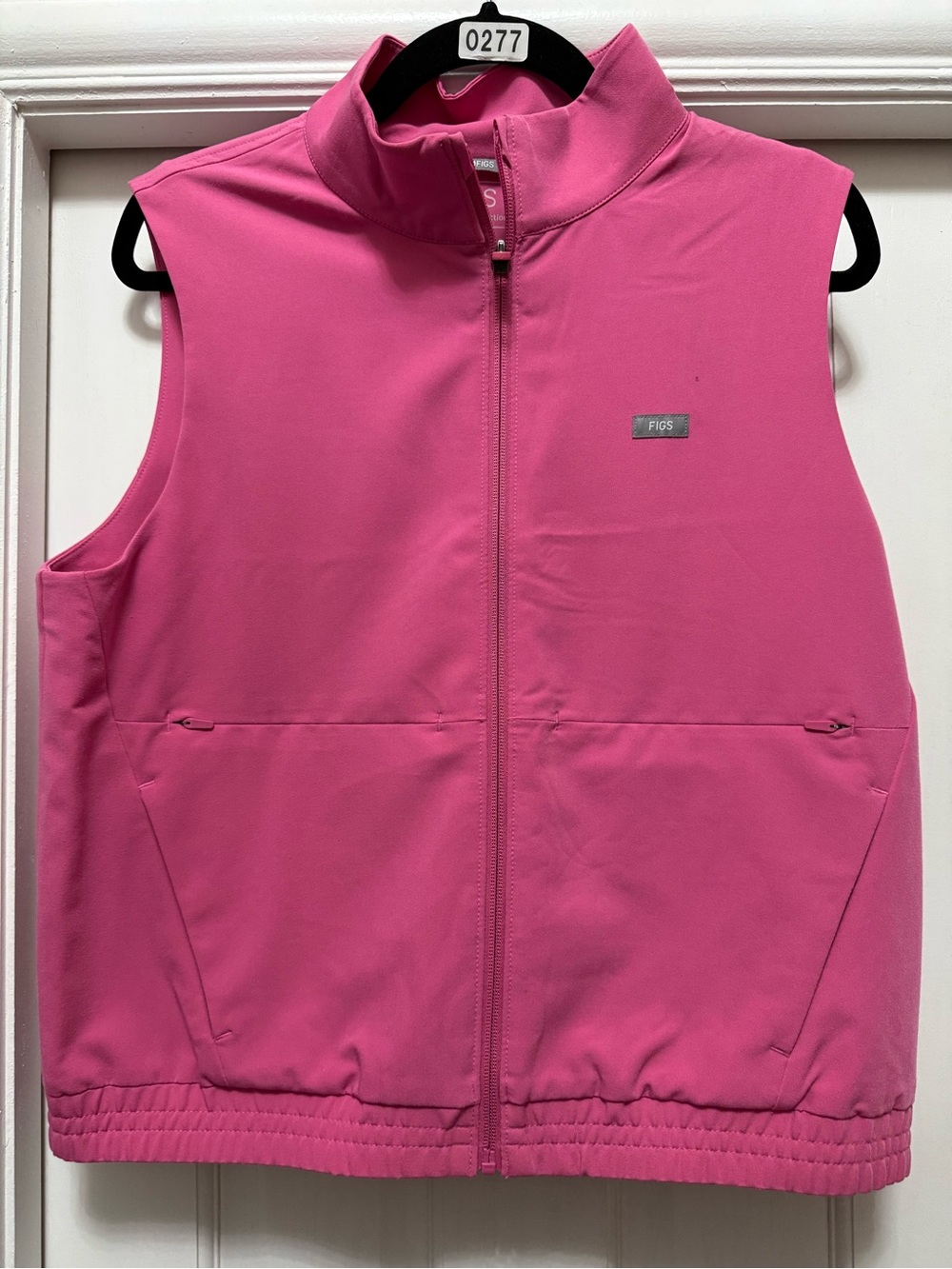 FIGS Women’s Hot Pink Zip-Front Vest